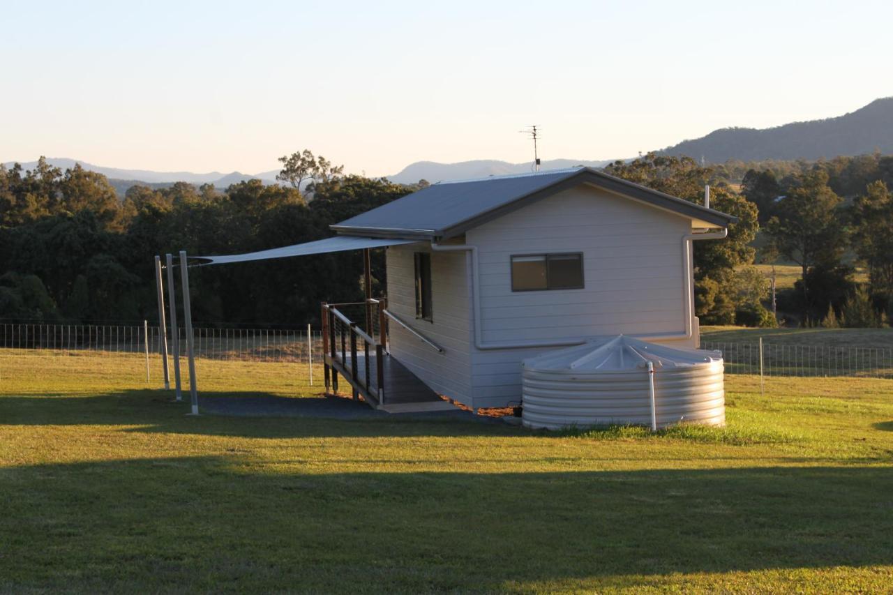 Valley Cabins By The Creek Imbil Exterior photo